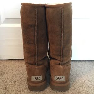 Brown Uggs Size 7